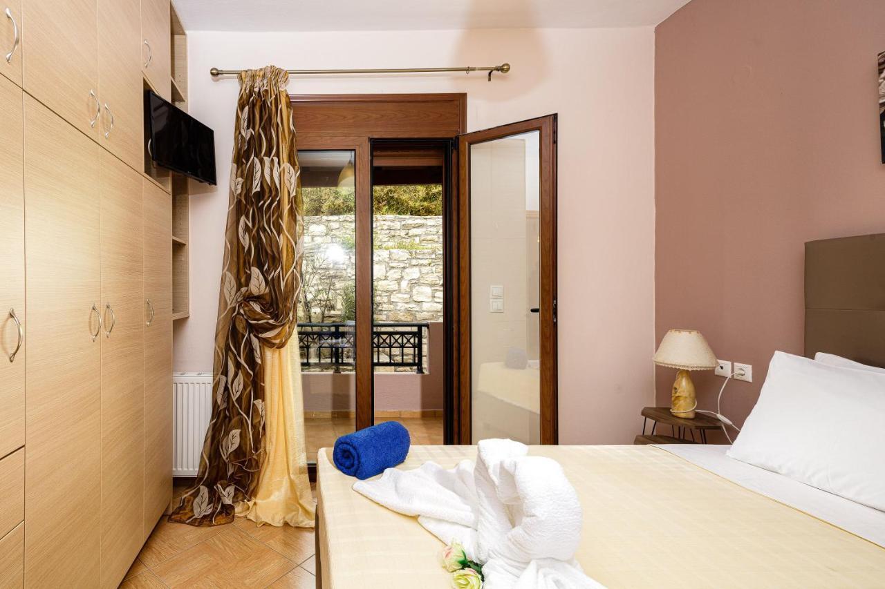 Villas Roumeli Exterior photo